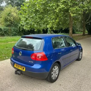 Volkswagen Golf 2004 Hatchback Manual 1.6L - Image 6