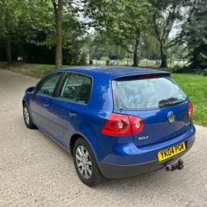 Volkswagen Golf 2004 Hatchback Manual 1.6L - Image 8