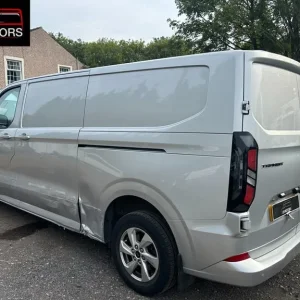 Ford Transit Custom 2.0 TDCi 136bhp Limited 2024 - Image 4