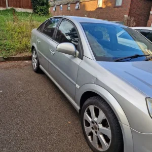 2008 Vauxhall Vectra Hatchback Manual - Image 2