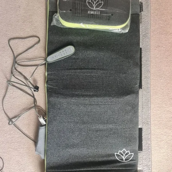 Homemedics stretch and heated back massage mat