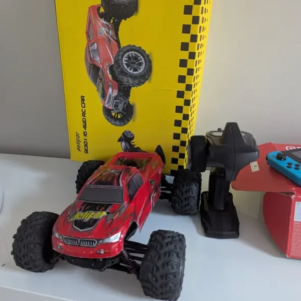 Remote control car
