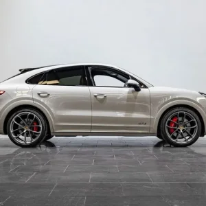 2022 Porsche Cayenne GTS 4WD Coupe – Crayon Colour, Black Leather, 29k miles - Image 5