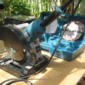 Makita 230mm Angle Grinder GA9020KD with stand