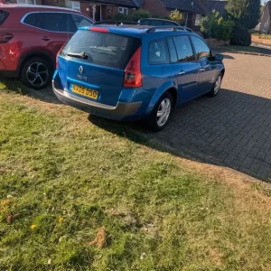 Renault Megane Estate 2005 Manual 1598cc 5-door - Image 2