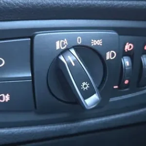 BMW 1 Series Hatchback 2019 - Image 7