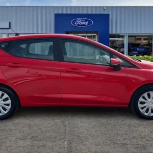 2022 Ford Fiesta 1.0 EcoBoost Hybrid 5-door manual hatchback - Image 3