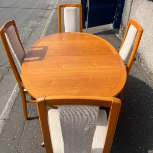 Nathan mid century teak extendable dining table with 4 Caxton chairs - Image 2