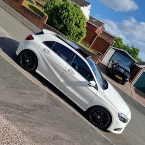 Mercedes Benz A Class 2.1 Auto Premium Plus - Image 5