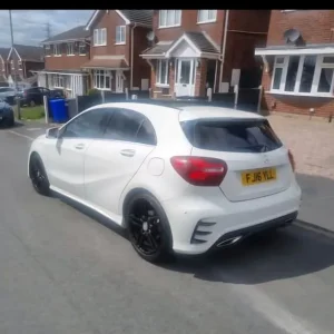 Mercedes Benz A Class 2.1 Auto Premium Plus - Image 6