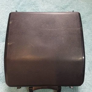 Brother Deluxe 220 Portable Typewriter Vintage Black with Hard Case - Image 8