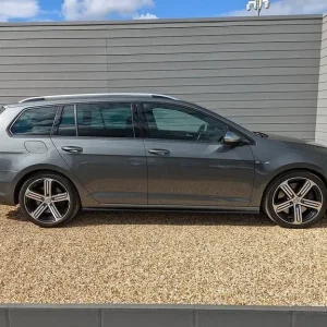 2017 Volkswagen Golf TSI BlueMotion Tech R Estate Petrol Automatic - Image 5