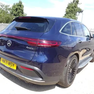 2021 Mercedes EQC 400 4MATIC AMG Line Premium+ Electric - Image 3