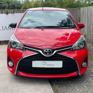 2016 Toyota Yaris 1.4 D-4D Icon Euro 6 5-door Hatchback Diesel Manual - Image 2
