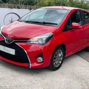 2016 Toyota Yaris 1.4 D-4D Icon Euro 6 5-door Hatchback Diesel Manual - Image 5