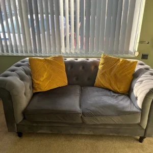 Chesterfield sofa - Image 2