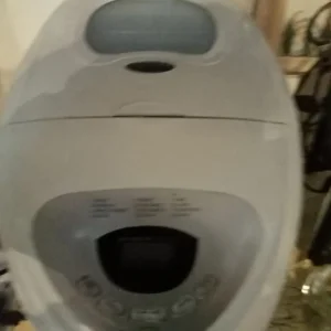 Bread maker