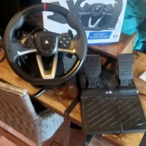 Playstation steering wheel and pedals