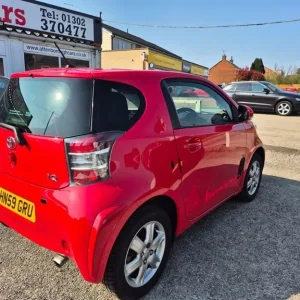 2009 Toyota IQ VVT-I Manual Hatchback - Image 5