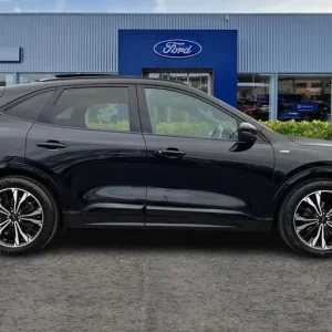 2021 Ford Kuga 1.5 EcoBlue ST-Line X Edition 5-door with SYNC 3 - Image 3