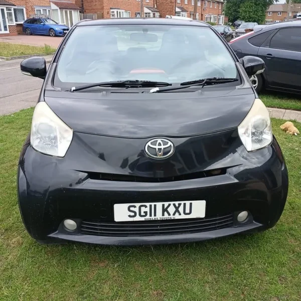 TOYOTA IQ 1.0 VVT-i 2011