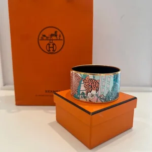 Hermès Bracelet with Cheetah and Garden City Pattern - Image 2