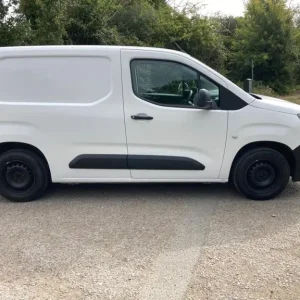 2019 Citroen Berlingo 1.6 BlueHDi 65-PS Panel Van Diesel Manual - Image 3