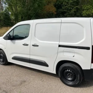 2019 Citroen Berlingo 1.6 BlueHDi 65-PS Panel Van Diesel Manual - Image 8