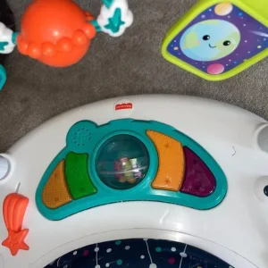 Baby bouncer with music, still works well - Image 4