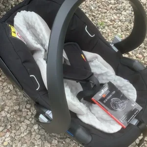 Baby Zen iZi modular car seat with I-Size base - Image 2