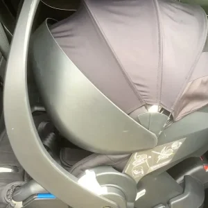 Baby Zen iZi modular car seat with I-Size base - Image 3