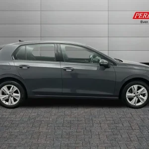 2022 Volkswagen Golf 1.5 TSI Life 5-door Hatchback Petrol Manual - Image 3