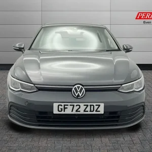 2022 Volkswagen Golf 1.5 TSI Life 5-door Hatchback Petrol Manual - Image 4