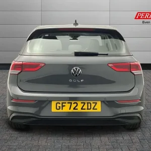2022 Volkswagen Golf 1.5 TSI Life 5-door Hatchback Petrol Manual - Image 5