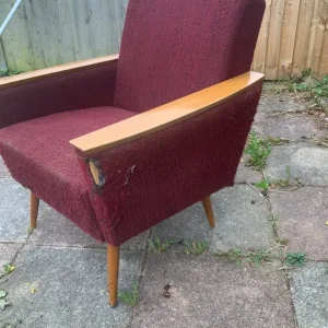 Mid century armchair splayed legs / upholstery project / shabby chic - Image 3