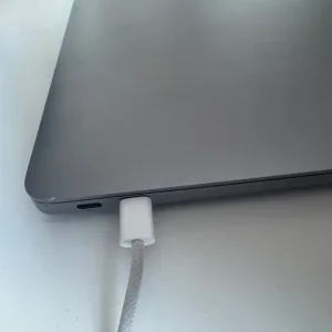 MacBook Air 2021 13inch - Image 3