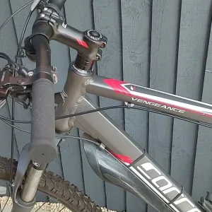 Carrera vengeance men's mountain bike - Image 4