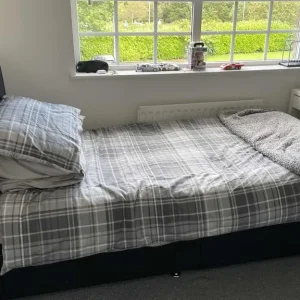 Black velvet single bed frame with headboard and 2 drawers - Image 2