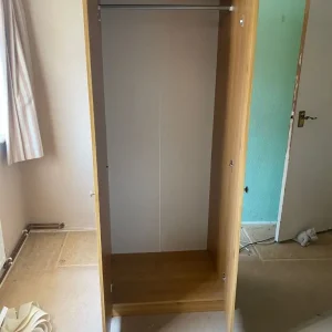 2 door wardrobe with chest drawer set - Image 6