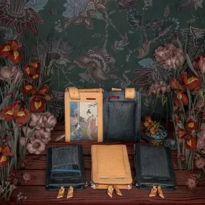 Handbags That Transform Into One Personalised Compartment