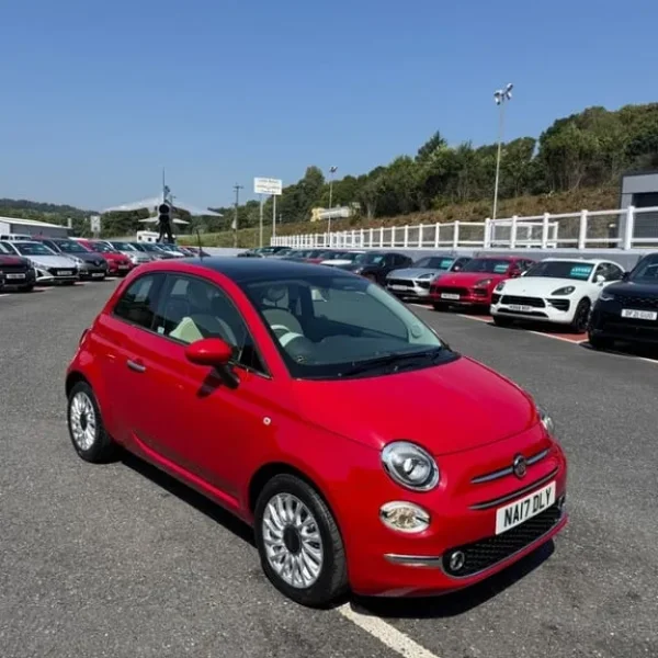 2017 Fiat 500 1.2 Lounge 3-door in Pasadoble Red