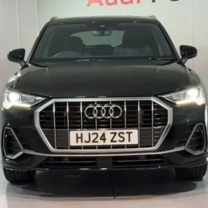 2024 Audi Q3 1.4 TFSIe 45 S Line SUV - Image 7