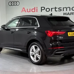 2024 Audi Q3 1.4 TFSIe 45 S Line SUV - Image 8