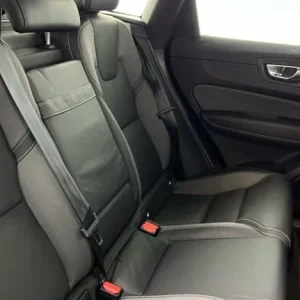 2021 Volvo XC60 B5 Mild Hybrid R-Design PRO Estate - Image 6