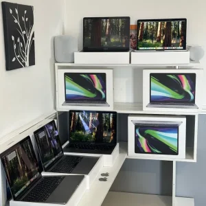 Apple MacBook Pro M2 - Image 7