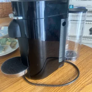 Nespresso Vertua pod machine - Image 3