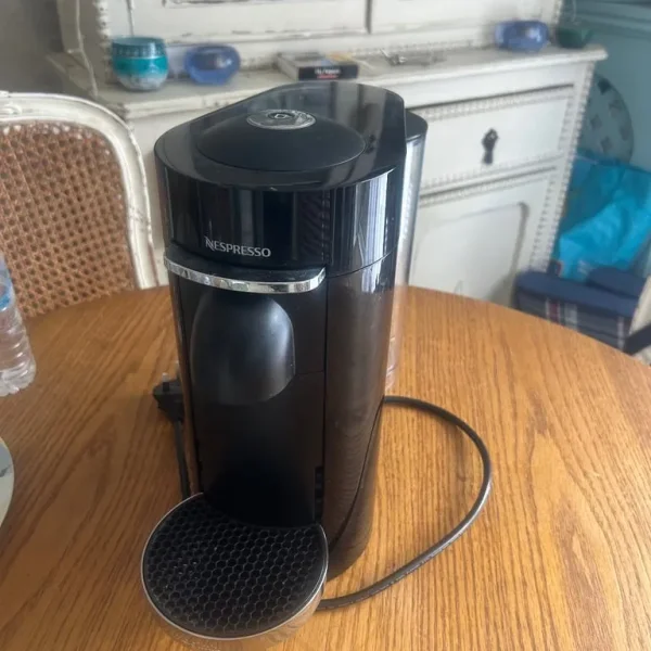 Nespresso Vertua pod machine