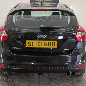 2012 Ford Focus 1.6T EcoBoost Titanium Euro 5 5-door hatchback petrol manual - Image 5