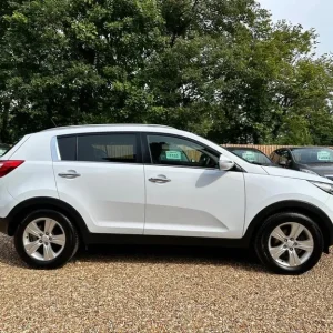 2013 Kia Sportage Estate Diesel Manual - Image 3