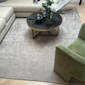 Louis de poortere beige rug - Image 2